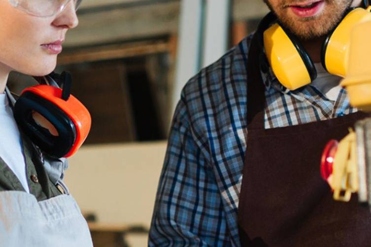 Het Aanvalsteam Arbeidsmarkt wenst u fijne feestdagen!